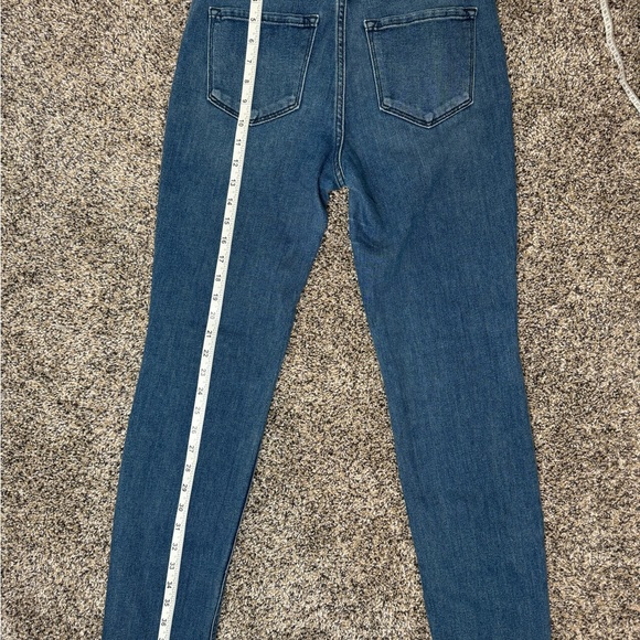 Old Navy Wow Straight Jeans 6 - Picture 4 of 8